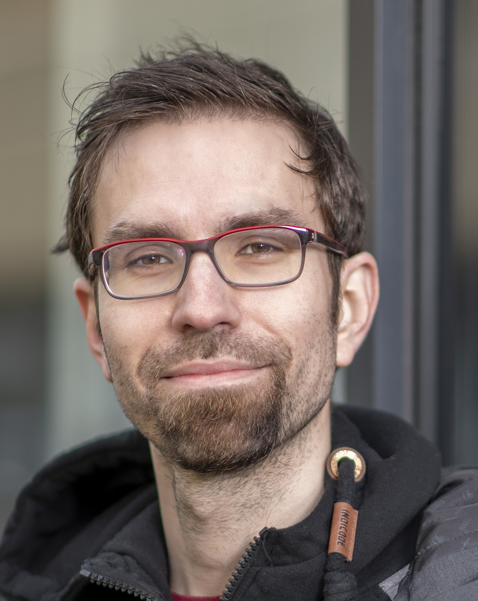 Profile photo: Tim Dietrich